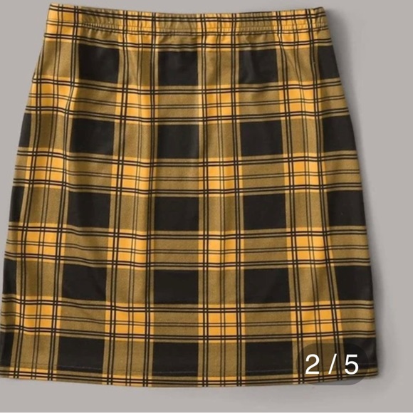 SHEIN Dresses & Skirts - SHEIN plaid skirt